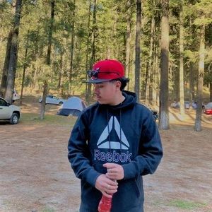 Meet your Posher, Criss